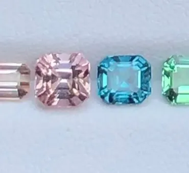 TUR-37 Turmaline 1,08ct lachs mod.square emerald cut Afghanistan