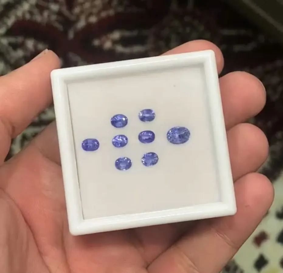 SA-B31.1 Saphir blau oval 1,37ct — Aufnahme 1