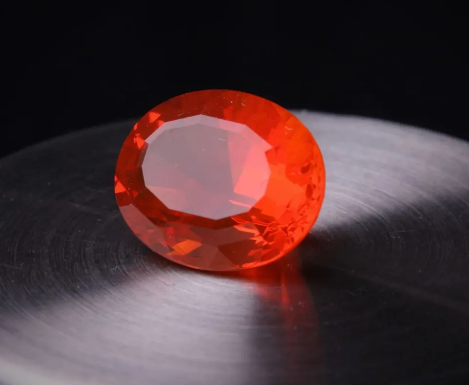 OP-F01 Feueropal_oval cut 4,718ct_orange