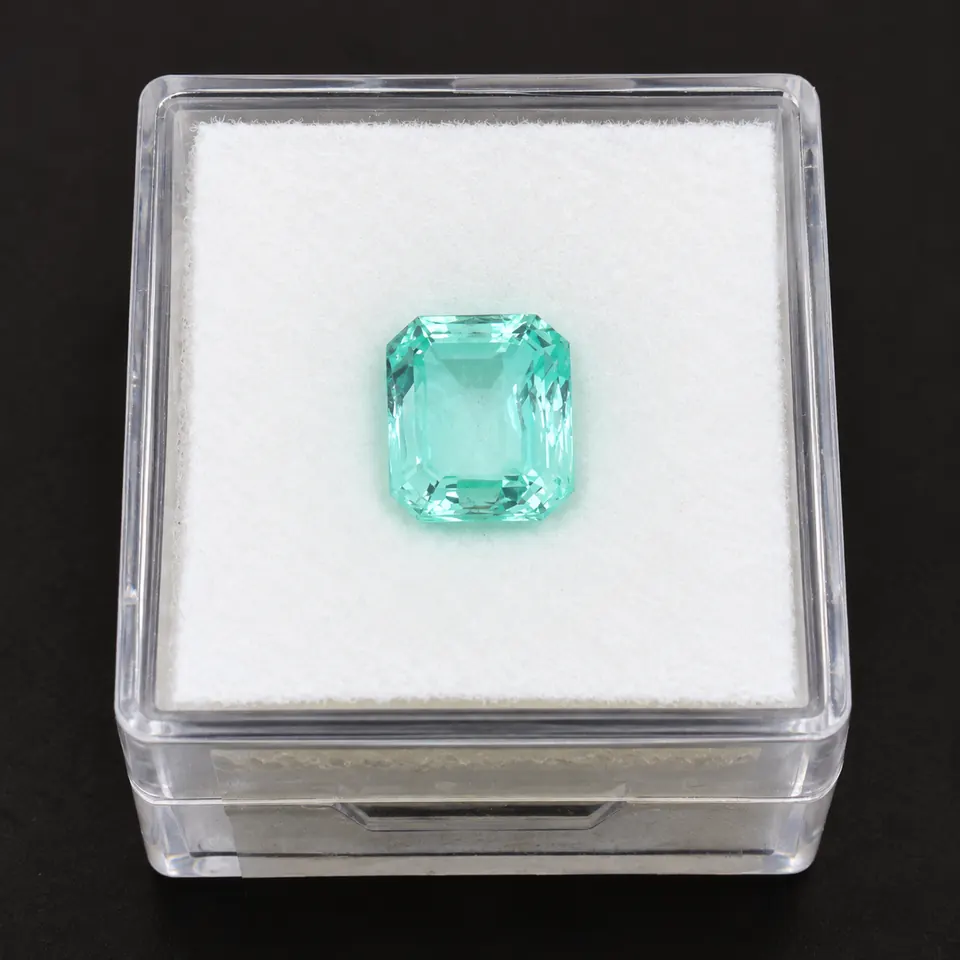Smaragd emer.cut 2,00ct hellgrün — Aufnahme 2