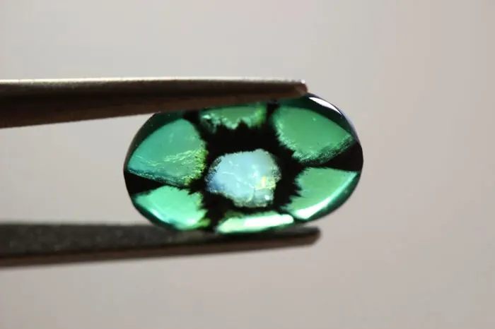 Smaragd Trapiche 1,59ct green-black Kolumbien — Aufnahme 2