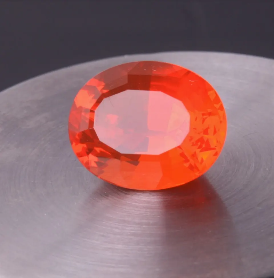 Feueropal oval facettiert 4,72ct dunkelorange — Aufnahme 2