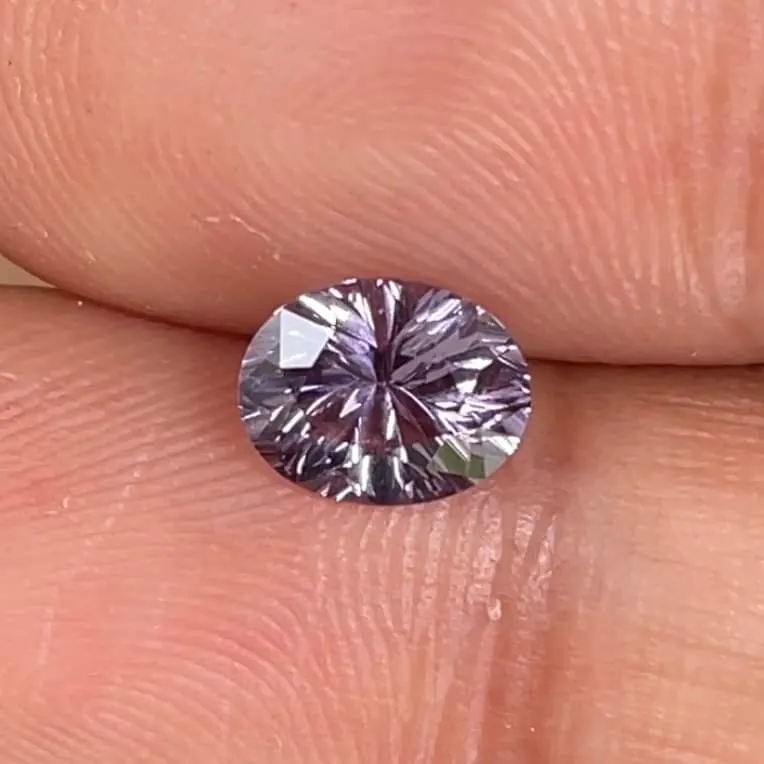 SPI-15+16 Spinelle purple-grey oval fac. 1,91ct