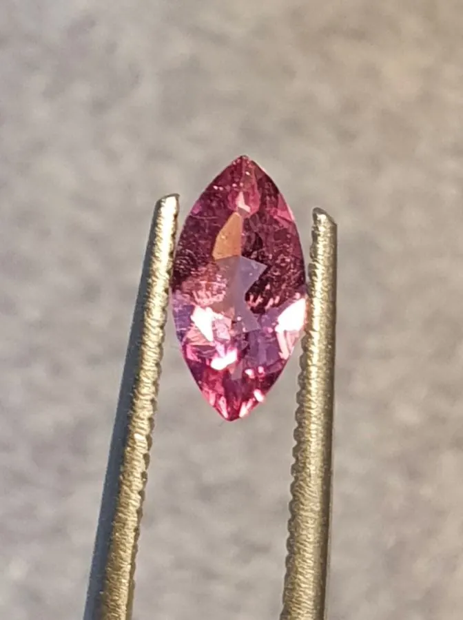 TUR-09 Turmalin navette 0,65ct pink