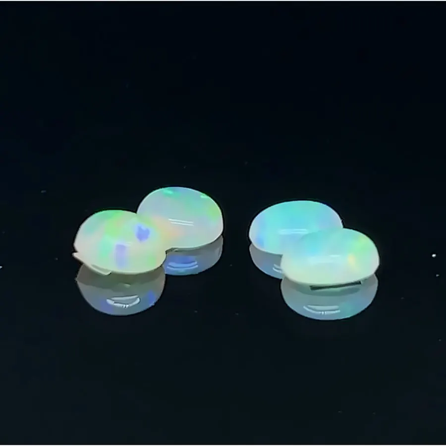 OP-E10_LOT 4 Kristallopale CAB oval 3,63ct_ÄETH