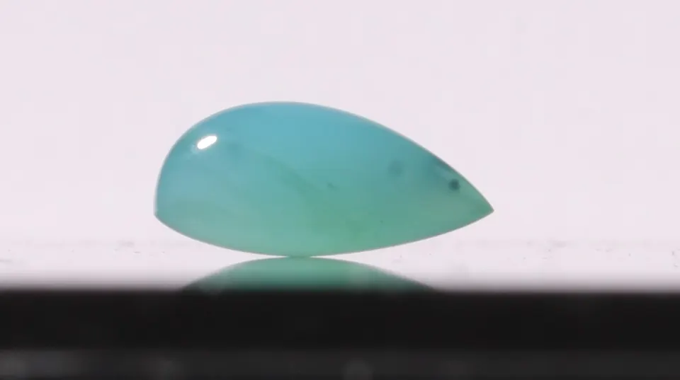 OP-A01 Andenopal_pear cab 6,796ct_türkis_Peru