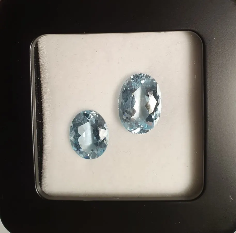 TOP-B03+04 Topas oval cut 12,19ct skyblue_NTE