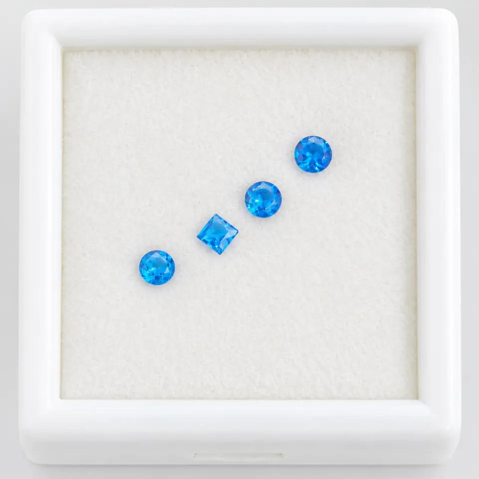 Haüyn Set (4 Stk.) div facettiert 0,36ct blau