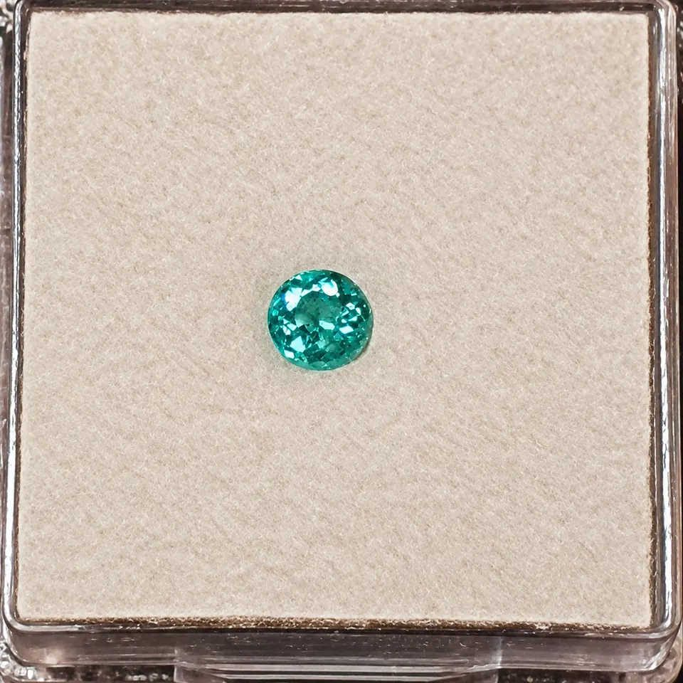 Smaragd rund fac. 0,25ct intense green