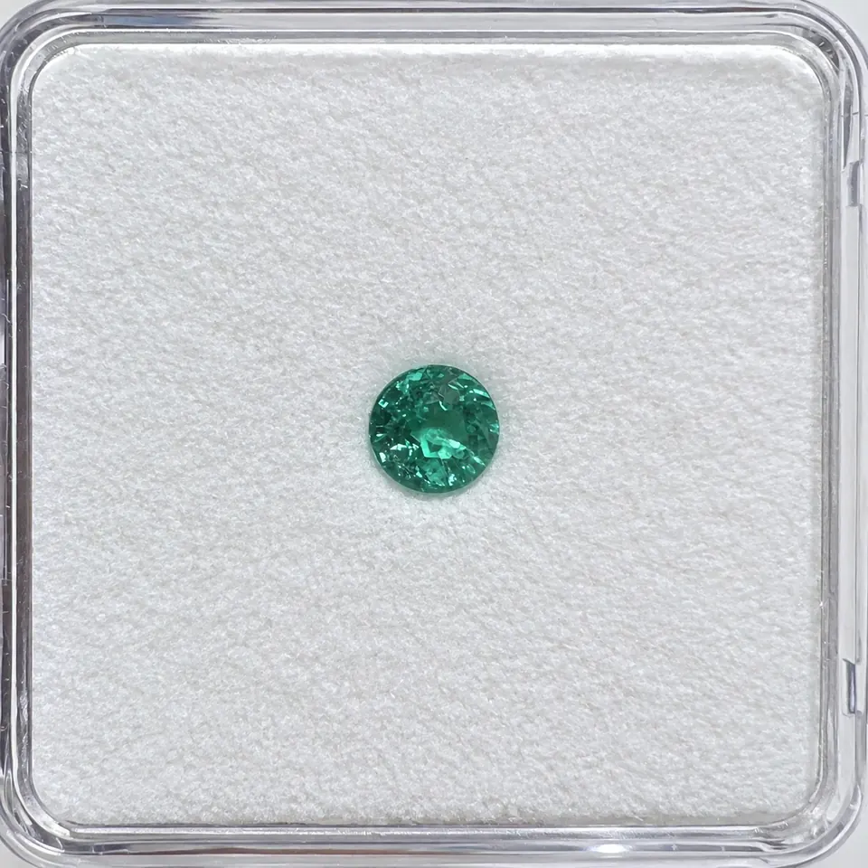Smaragd rund fac. 0,45ct Äthiopien