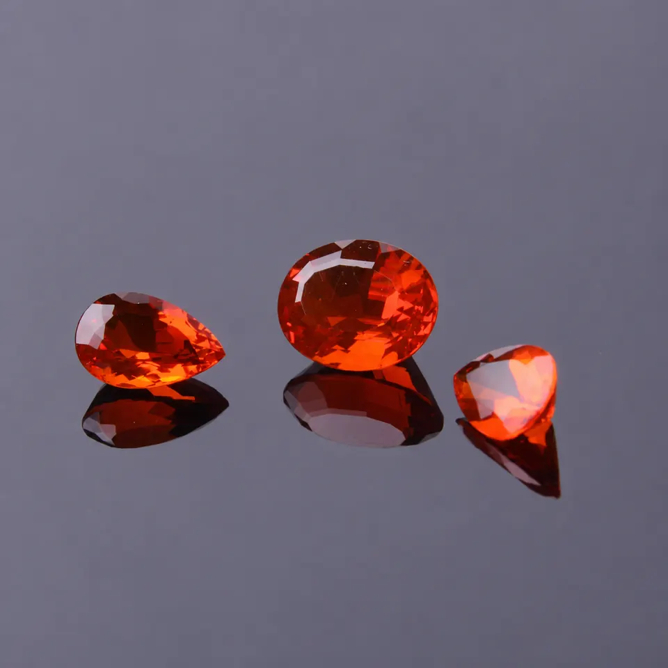 Feueropal Pärchen Tropfen facettiert 4,01ct orange