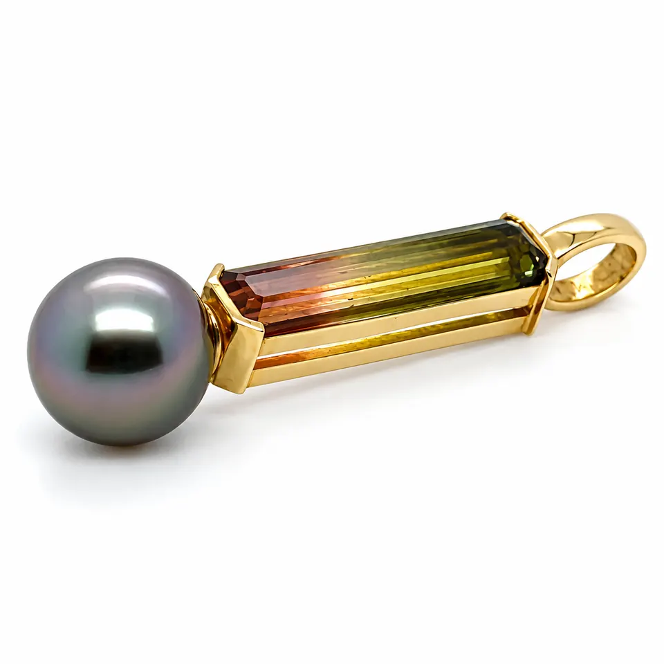 Anhänger GG mit Tahitiperle und mehrfärbigem Turmalin 4,12ct