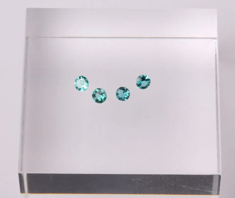 Paraiba Turmaline Brasilien rd.fac. ca 3mm - 0,37ct (Art. TUR-P25)